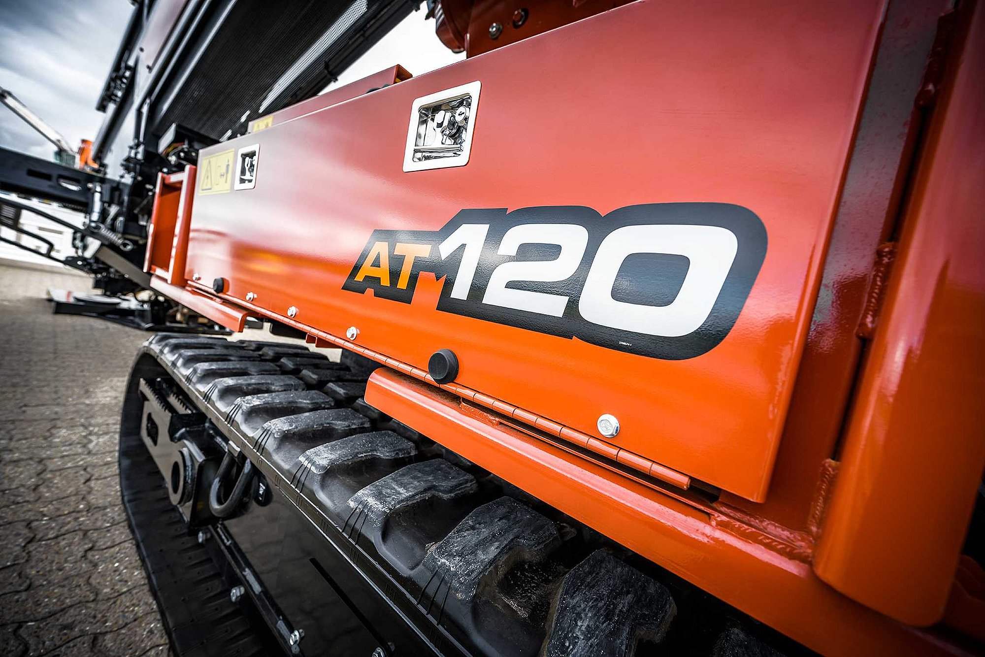 Bild des Horizontalbohrers Ditch Witch AT120 (Händler: RICONA Baumaschinenvertrieb aus Erfurt)