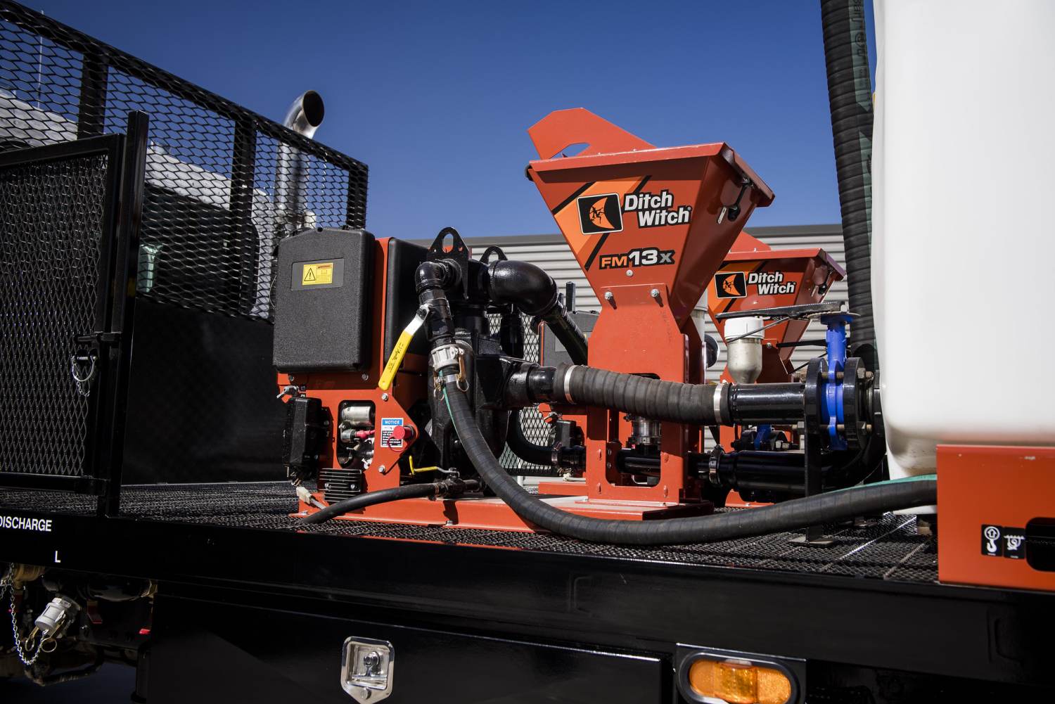 Abbildung einer Ditch Witch Mischanlage FM13 E Modular