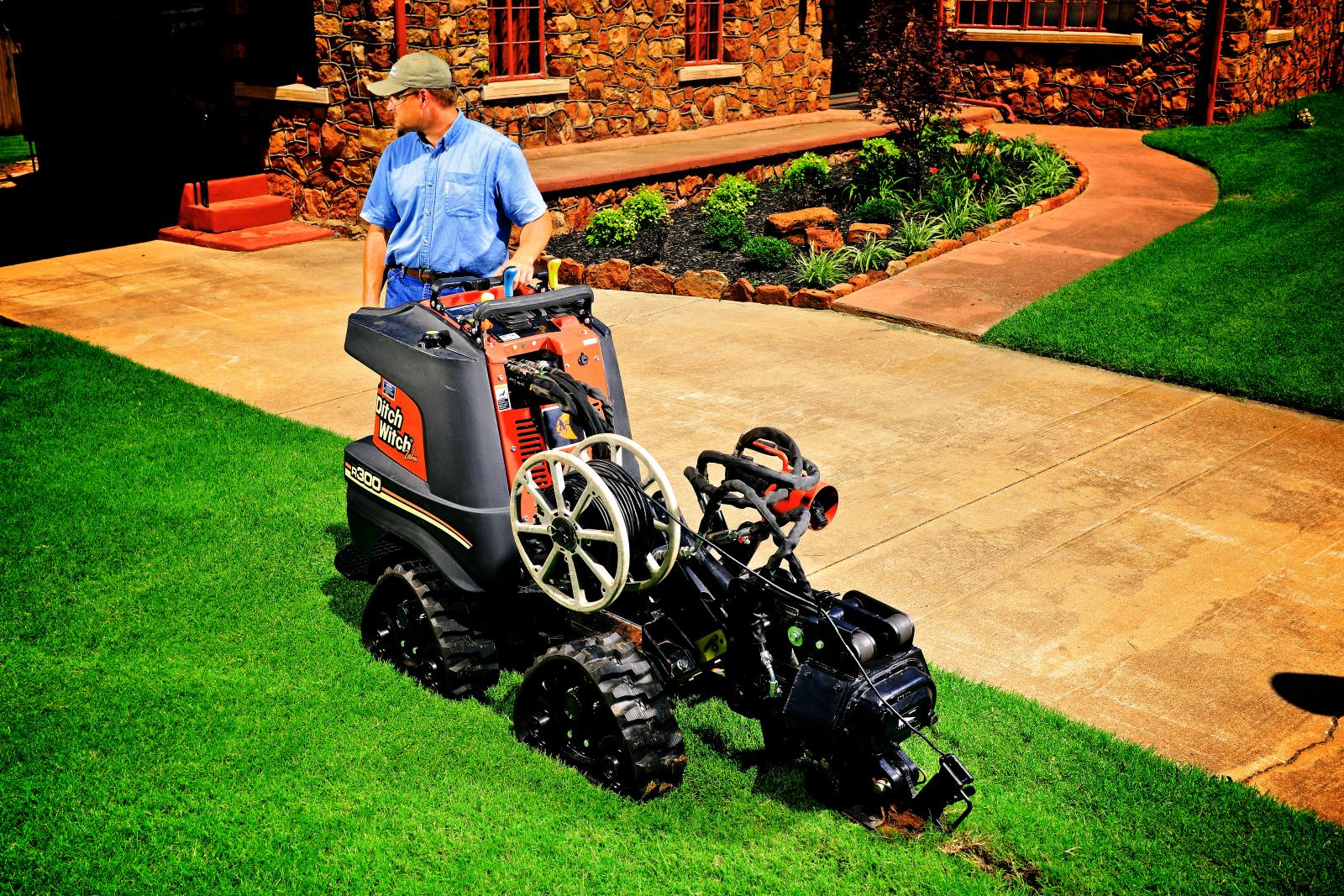 Abbildungen einer Ditch Witch R300